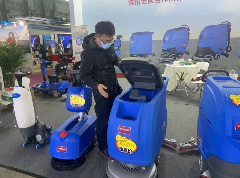 甘孜坦洁洗地机公司致力于电动洗地机的生产、销售和服务百家